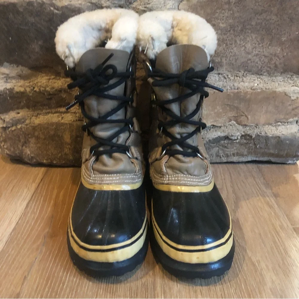 Sorel Caribou women’s size 7 price firm!